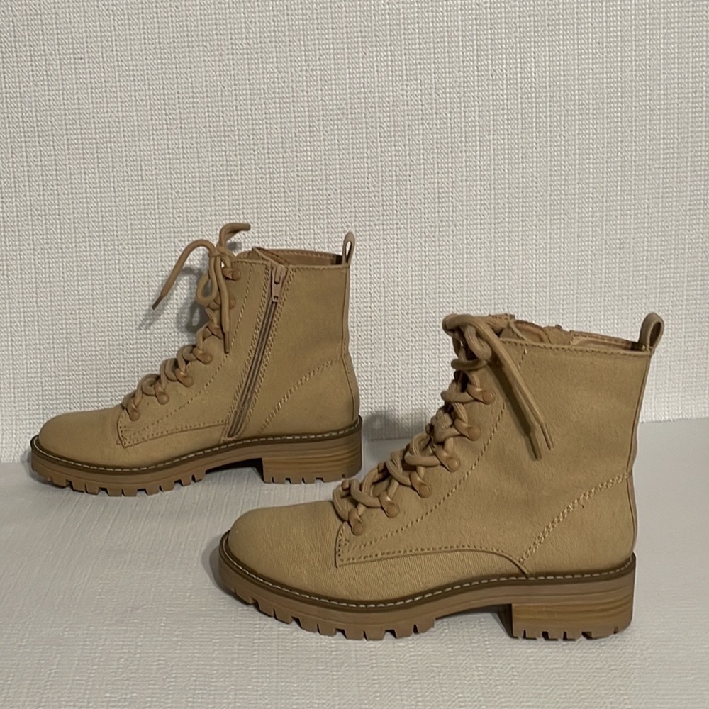 Universal Thread, Laced Up, Canvas Booties, Size 8 - image 5